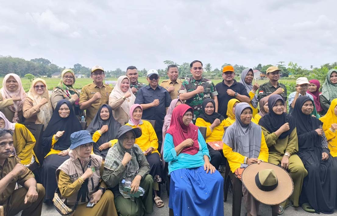 RIAU DAN GORONTALO LAKUKAN GERAKAN PERCEPATAN TANAM SECARA SERENTAK, KEMENTAN OPTIMIS SWASEMBADA DI DEPAN MATA